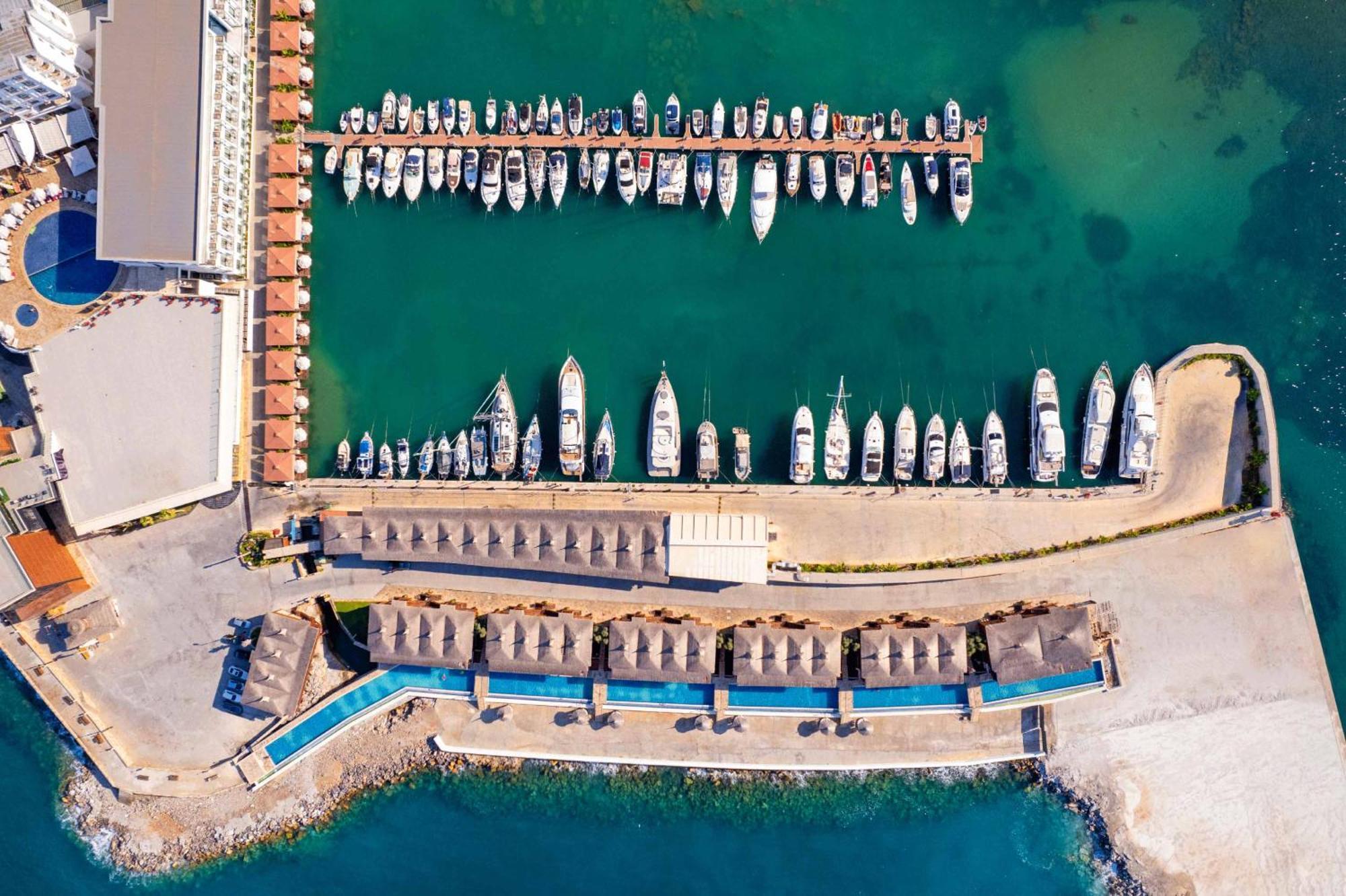Central 2 Bed Sea View Apartment In Kyrenia Girne Dış mekan fotoğraf